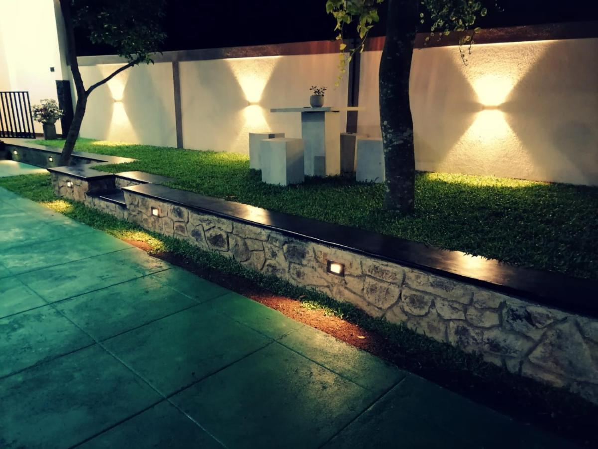 Ceylonima Home Stay Anuradhapura Exterior foto