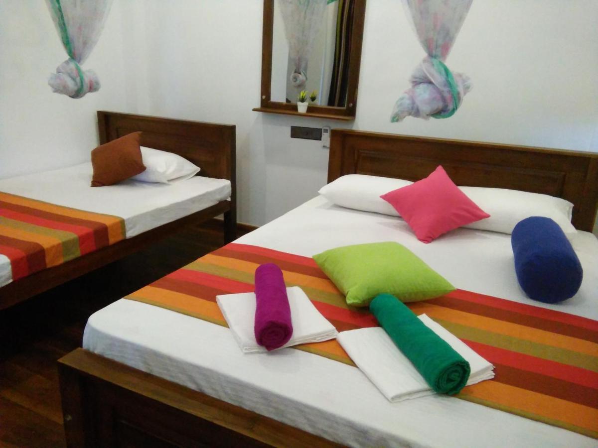Ceylonima Home Stay Anuradhapura Exterior foto